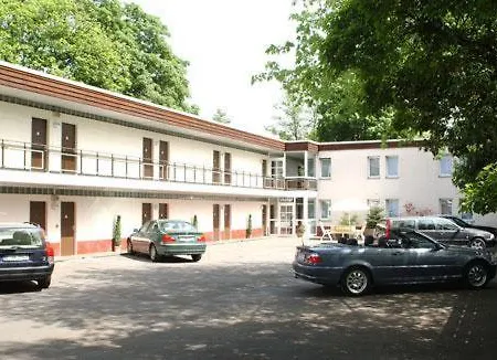 Frankfurt Motel 3*