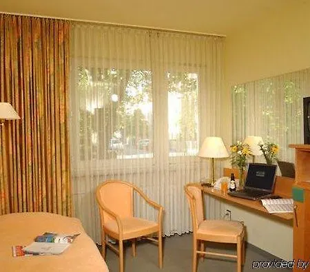 Motel Frankfurt 3*