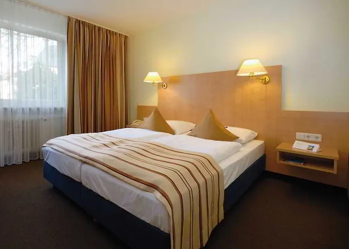 Frankfurt モーテル 3*