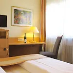 Frankfurt 3*