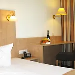 Frankfurt 3* فرانكفورت