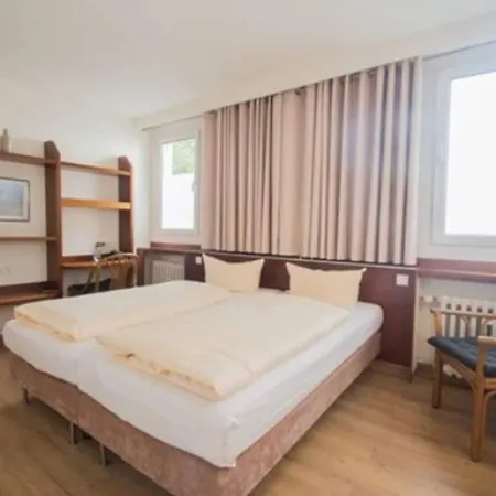 Frankfurt 모텔 3*